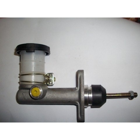 clutch master cylinder