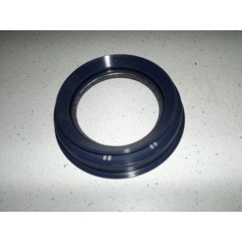 Rear Diff pinion oil seal 