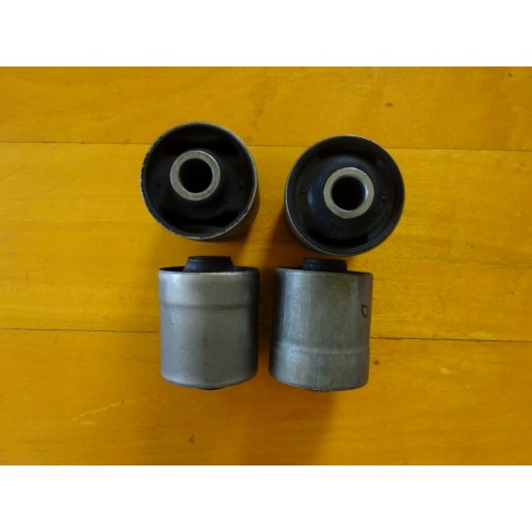 Rear Lower Control Arm Bush Set 