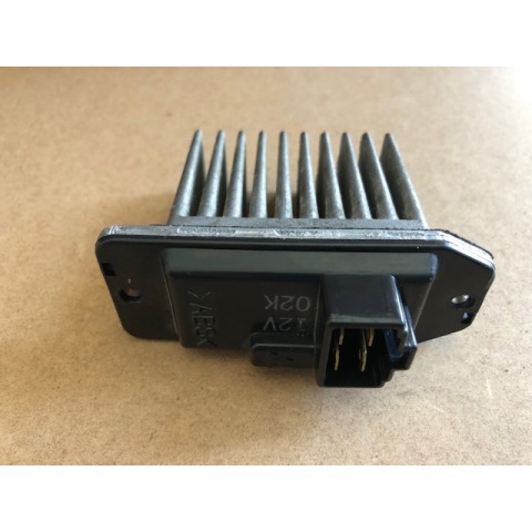 Blower front fan speed resistor