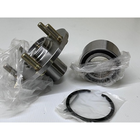 Delica D5 front wheel bearing kit 